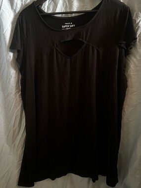 Torrid Black Super Soft Short Sleeve Tee with Front Keyhole
